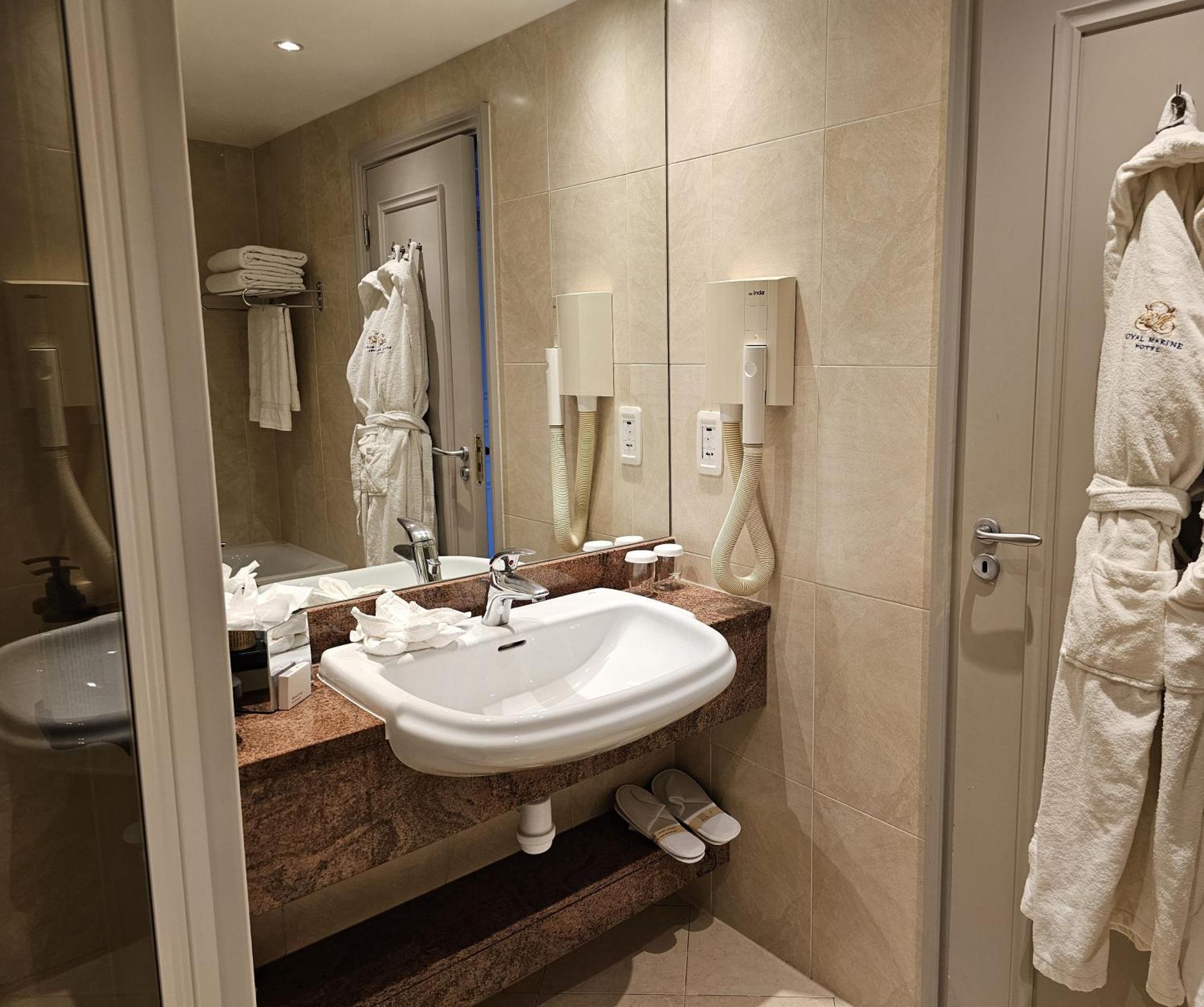 Royal Marine Hotel